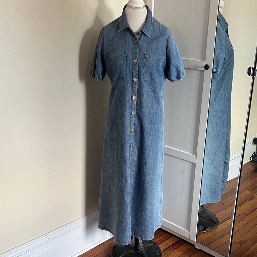 Gently Used - Given Kale Short Sleeve Button-Front Denim Maxi Dress -Size Medium